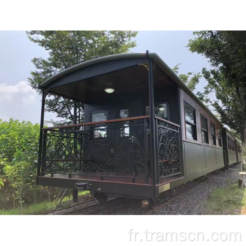 Ancienne locomotive de vapeur nostalgique